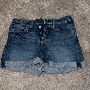 Levi Jean Shorts